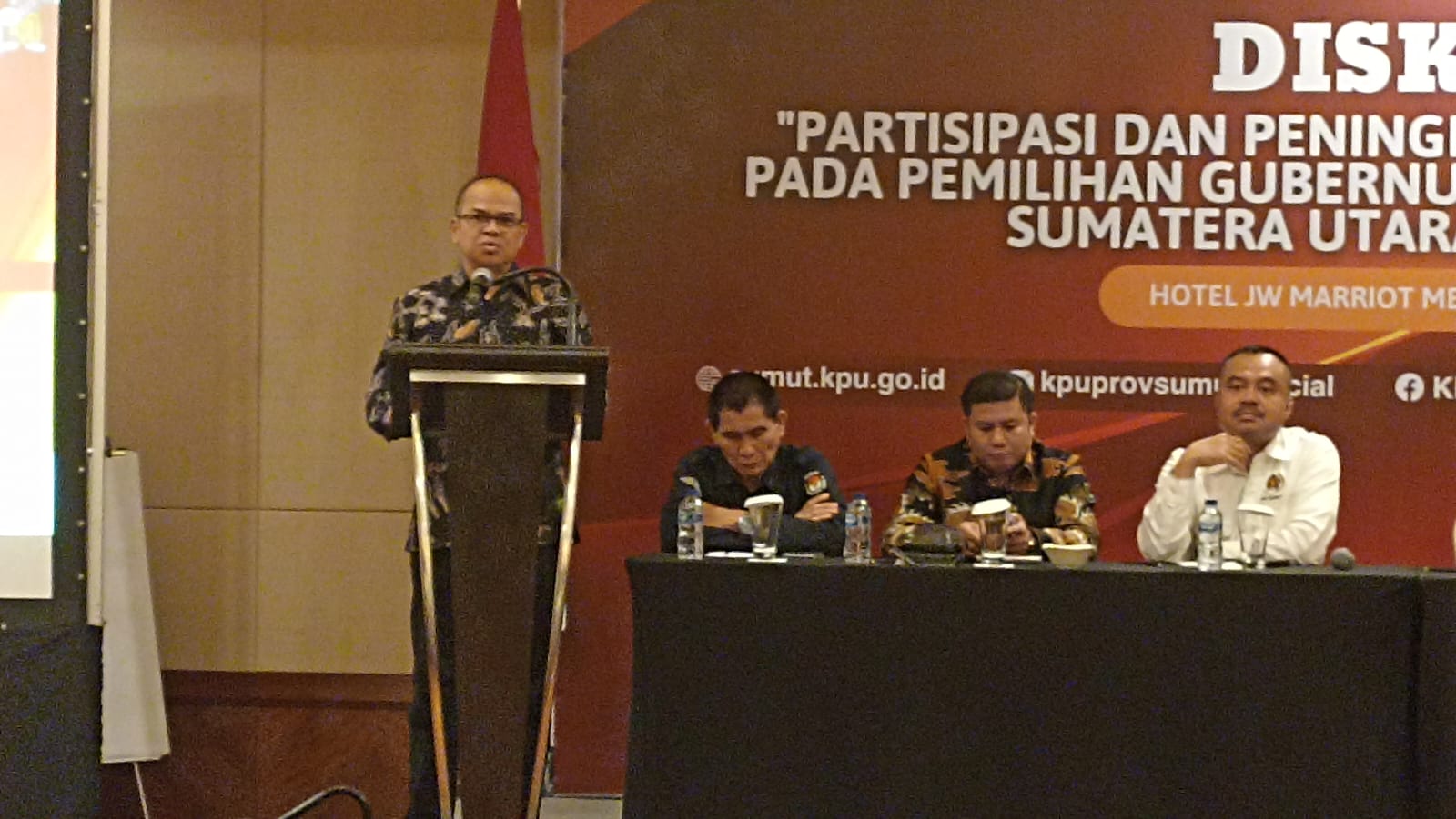 KPU SUmut lakukan sosialisasi