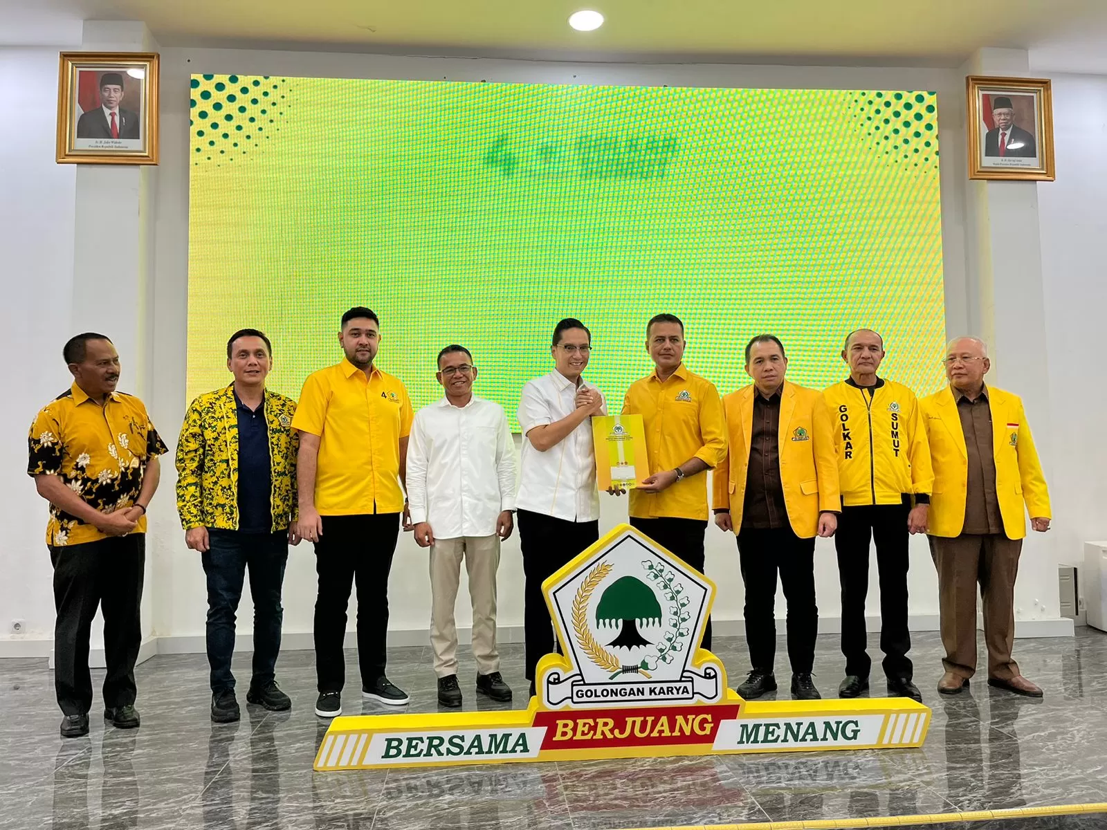 Golkar dukung Rico Waas