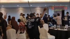 Rusak Demokrasi, Sejumlah orang tak dikenal bubarkan diskusi “Silaturahmi Kebangsaan Diaspora Bersama Tokoh dan Aktivis Nasional”