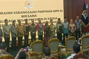 MPR Serahkan Penghapusan Nama Soeharto ke Keluarga