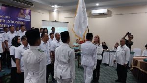 Paskibraka SMAN 12 Medan Bawakan Bendera Pataka di Pelantikan Pengurus SMSI Kota Medan