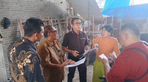 Komisi IV SIdak Bangunan yang diduga Serobot Bahu Jalan