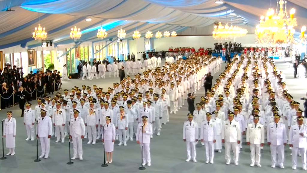 Pelantikan kepala daerah