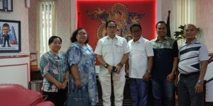 Ketua DPRD Medan Wong Chun Sen Tarigan menerima kedatangan perwakilan pengurus PGRI Medan,