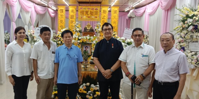 konsulat Jenderal Kehormatan Republik Turki, H Rahmat Shah mengucapkan turut berdukacita atas meninggal Tjong Tjiang Teng, Ibunda Ketua DPRD Medan, Wong chun sen Tarigan
