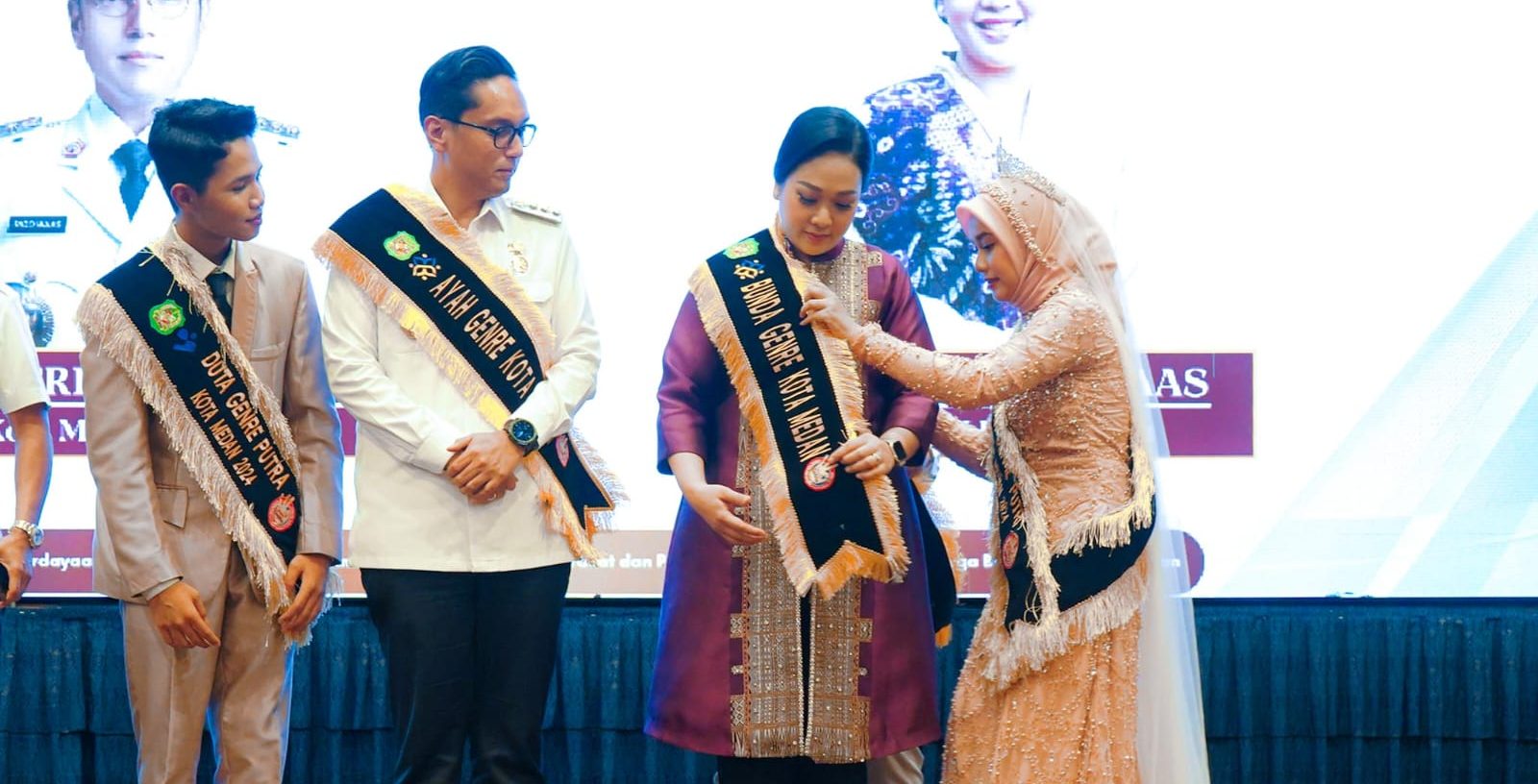 Rico Waas dan Airin Rico Waas Dinobatkan sebagai Ayah Bunda GenRe Kota Medan, Komitmen Pembinaan Generasi Muda Kian Menguat