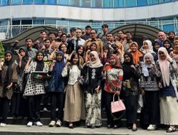 Parliament Tour DPRD Medan: Mahasiswa Kritisi Parkir Berlangganan