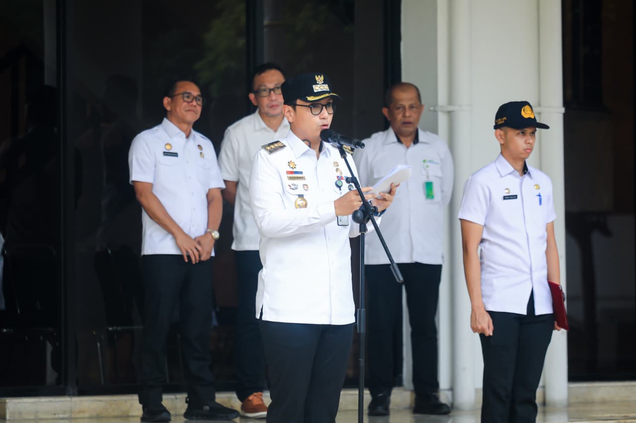 Rico Waas Terima Piagam Penghargaan, Program Empowering Kepling Jadikan Medan Kota Pertama di Indonesia Dalam Perluasan Perlindungan Jaminan Sosial BPJS Ketenagakerjaan