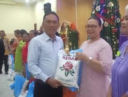 Berbagi Kasih Natal, SMSI Kota Medan Salurkan Sembako untuk Lansia, Janda, dan Korban Banjir di Helvetia