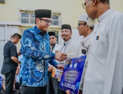 Safari Isya di Medan Labuhan, Rico Waas: Warga Terdampak Banjir Harus Dilayani Cepat dan Responsif