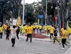 Musda Golkar Sumut Rusuh, Kedua Kelompok Saling Serang