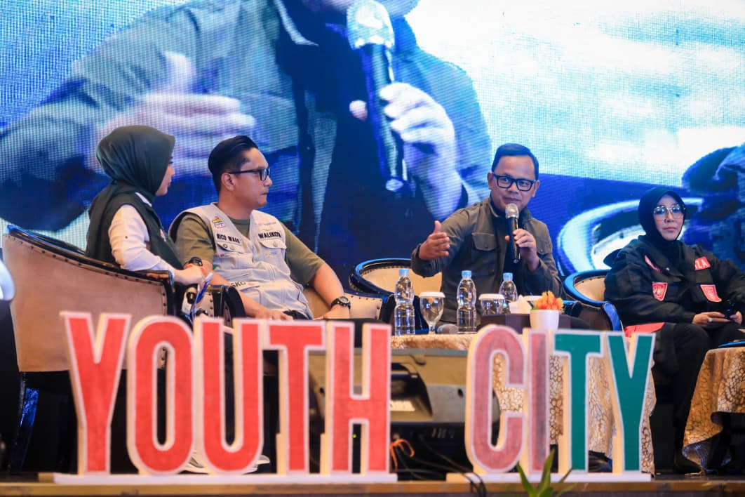 Semangat Anak Muda Jadi Kunci Bangun Kota Tangguh, Bima Arya dan Rico Waas Berbagi Strategi di YCC APEKSI 2026