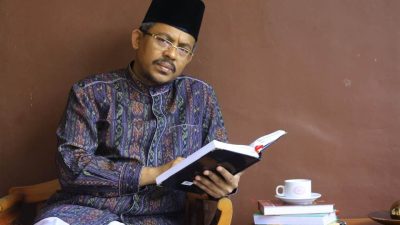 Kenapa Banyak Penjilat disekitar Penguasa