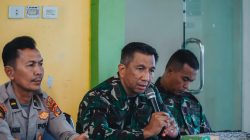 KETERANGAN FOTO: Perwakilan manajemen Pertamina EP Rantau Field memberikan memberikan edukasi perihal keamanan dan keselamatan jalur pipa minyak dan gas di Kecamatan Kajuruhan Muda, Aceh Tamiang dan Kecamatan Besitang, Langkat. Dalam kesempatan itu, perwakilan manajemen mengimbau warga untuk melaporkan aktivitas mencurigakan di area Objek Vital Nasional (Obvitnas).