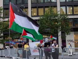Netanyahu di Demo Warga AS, Sebut “Pembunuh Bayi”.