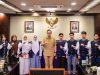 Bawa Nama Indonesia, Rico Waas Lepas 10 Pelajar Medan ke Ipoh Malaysia